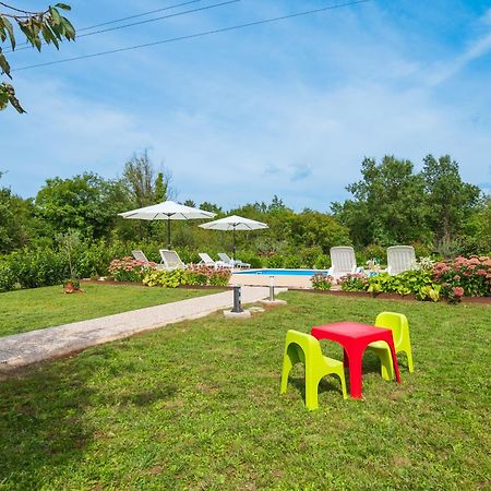 Holiday Apartment Ariella Krizanici Екстер'єр фото