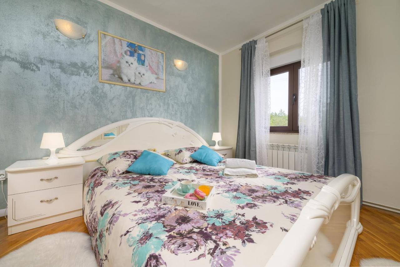 Holiday Apartment Ariella Krizanici Екстер'єр фото